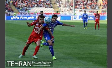 دیدار پرسپولیس و استقلال در لیگ برتر فوتبال 12