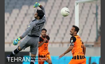 دیدار تیم های فوتبال استقلال و مس رفسنجان 23