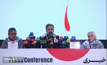 نشست خبری رویداد بین‌المللی طراحی کارتون، کاریکاتور و پوستر «هولوساید ۲۰۲۴» 30