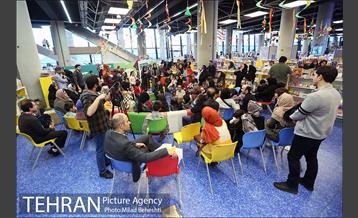 مراسم رونمایی کتاب های تصویری سپیدار 25