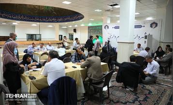 دیدار مردمی شهردار تهران با مردم منطقه هشت