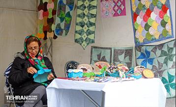 بازارچه محلی دست آفرین در بوستان نهج البلاغه 4