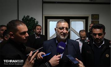 بازدید شهردار تهران از ستاد فرماندهی عملیات آتش نشانی 3