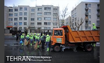 خدمات شهرداری تهران در پایان راهپیمایی یوم الله 22 بهمن 37