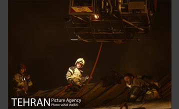 آتش سوزی گسترده در خیابان امیرکبیر 22