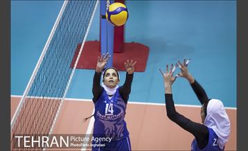 دیدار تیم‌های والیبال شهرداری قزوین و سروقامتان بابل 6