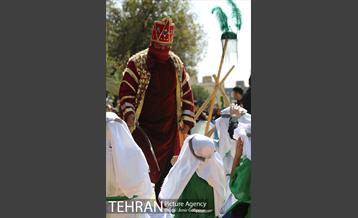 مراسم آتش زدن خیمه ها در ظهر عاشورا‎ 27