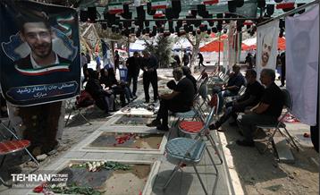 مزار شهدای مقاومت ملی در قطعه 42 بهشت زهرا (س) 11