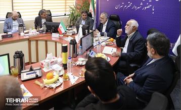 بازدید از دو ایستگاه مهم مترو 5