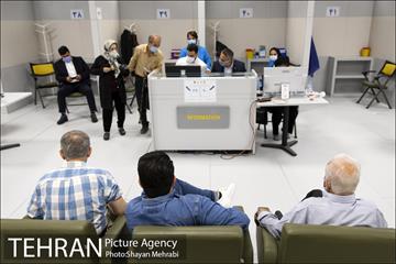 واکسیناسیون سالمندان بالای ۷۵ سال در ایران مال 2