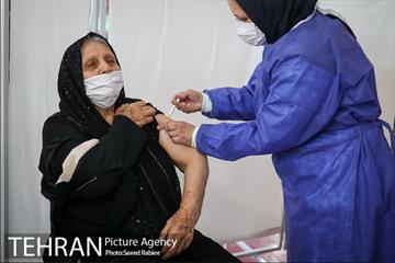 آغاز به کار اولین مرکز تجمیعی واکسیناسیون کرونا در غرب تهران 30