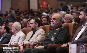 هفدهمین پاسداشت ادبیات جهاد و مقاومت 36