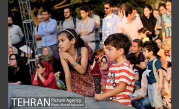 دومین روز جشنواره تئاتر عروسکی مبارک 18