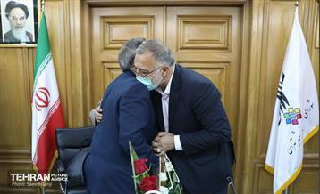 تجلیل شهردار تهران از اعضای شورای شهر به مناسبت هفته شوراها 4