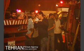 آتش سوزی گسترده در خیابان امیرکبیر 23