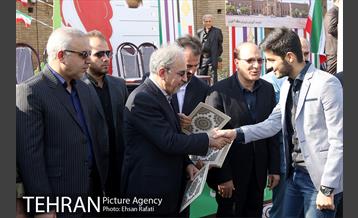 شهردار تهران در آیین نواختن زنگ سال تحصیلی جدید در دبیرستان ماندگار البرز 35