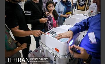 حضور مردم در انتخابات شورایاری محلات شهر تهران  - ۳ 23