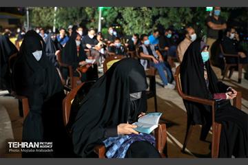 مراسم رونمایی مستند "دستمال سرخ‌ها" 5