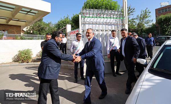 آیین ساخت پارکینگ طبقاتی در بیمارستان شریعتی 21