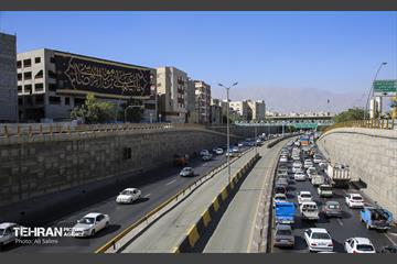 اکران نماپرچم و ابرپرچم‌های طرح حرم رضوی در باب الرضای پایتخت 20