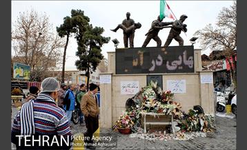 ادای احترام تهرانی ها به شهدای آتش نشان پلاسکو 4