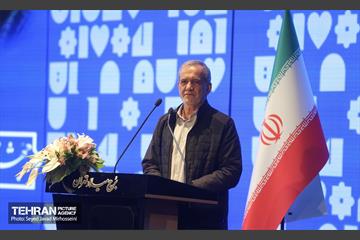 مراسم رونمایی از نخستین بسته حمل و نقل عمومی برقی تهران 25