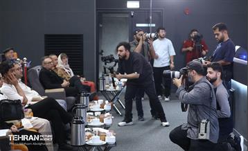 نشست خبری رویداد بین‌المللی طراحی کارتون، کاریکاتور و پوستر «هولوساید ۲۰۲۴» 26