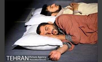 نمایش خانه ابری‎ 16