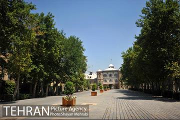 میدان مشق (باغ ملی) 41
