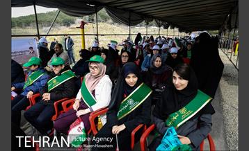 آیین غرس پنچ هزار اصله نهال در اراضی جنگل لویزان 1