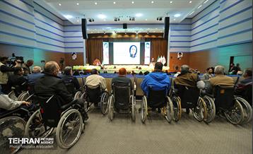 آئین تکریم و تجلیل از جانبازان سرافراز ۸ سال دفاع‌ مقدس 24