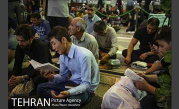 مراسم احیای شب بیست‌ویکم ماه مبارک رمضان در امامزاده صالح (ع) 3