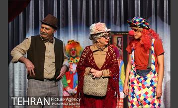 نمایش سیرک سیار‎ 25