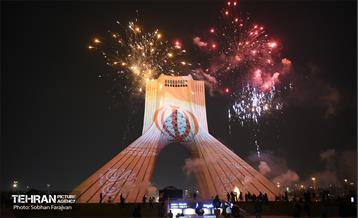 جشن نور پیروزی تیم ملی در میدان آزادی  8