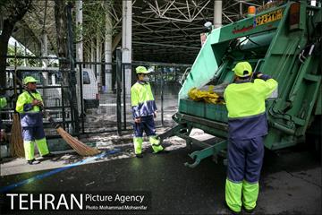 آماده سازی دانشگاه تهران برای نماز جمعه 7