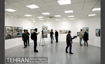 بازدید احمد مسجد جامعی از نمایشگاه تهران از منظر هنرمندان 31