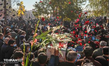 مراسم تشییع پیکر دو شهید گمنام دفاع مقدس در منطقه 11