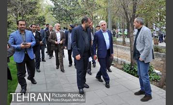 نوروزگاه هنر در پیاده‌راه بلوار کشاورز 27