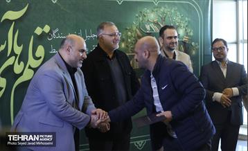 نخستین نشست قلم‌های آسمانی 7