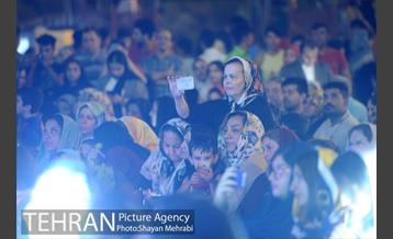 ویژه برنامه شادستان 98 در بوستان پرواز 19