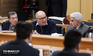 نشست هم‌اندیشی هیئت رئیسه اتاق اصناف تهران، روسای اتحادیه‌های صنفی تهران و هیئت امناء بازار تهران با شهردار تهران 41