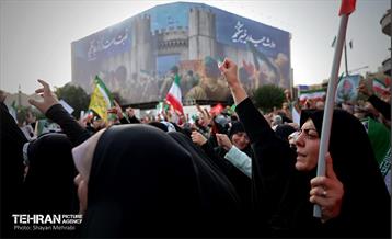 اجتماع مردمی در اعتراض به حمله آمریکا به تاسیسات هسته‌ای ایران 5