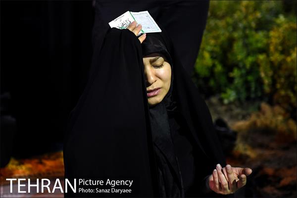 مراسم احیای شب بیست و یکم رمضان در میدان پانزده خرداد 1