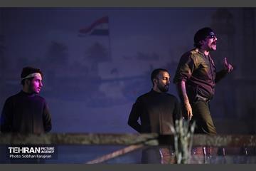 فیلم نمایش ۴۱۰ در برج میلاد 45