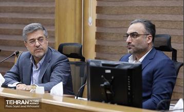 نشست صمیمانه شهردار تهران با جمعی از اقتصاددانان کشور 10