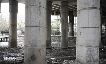 بازدید دانشجویان از پروژه مقاوم‌سازی پل تقاطع بزرگراه همت و رودخانه کن 6