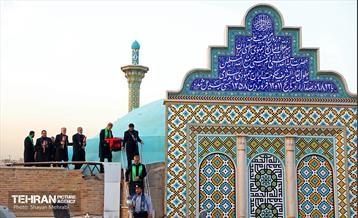 اهتزاز پرچم حرم سیدالشهدا(ع) بر فراز گنبد حرم عبدالعظیم حسنی(ع) 26