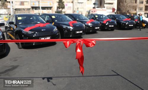 آیین رونمایی از تاکسی‌های برقی  19