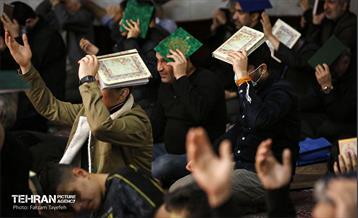 مراسم احیای شب نوزدهم در امامزاده سید جعفر و حمیده خاتون(ع) 5