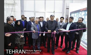 بازدید شهردار از بیستمین نمایشگاه دستاوردهای پژوهش، فناوری و فن بازار 4